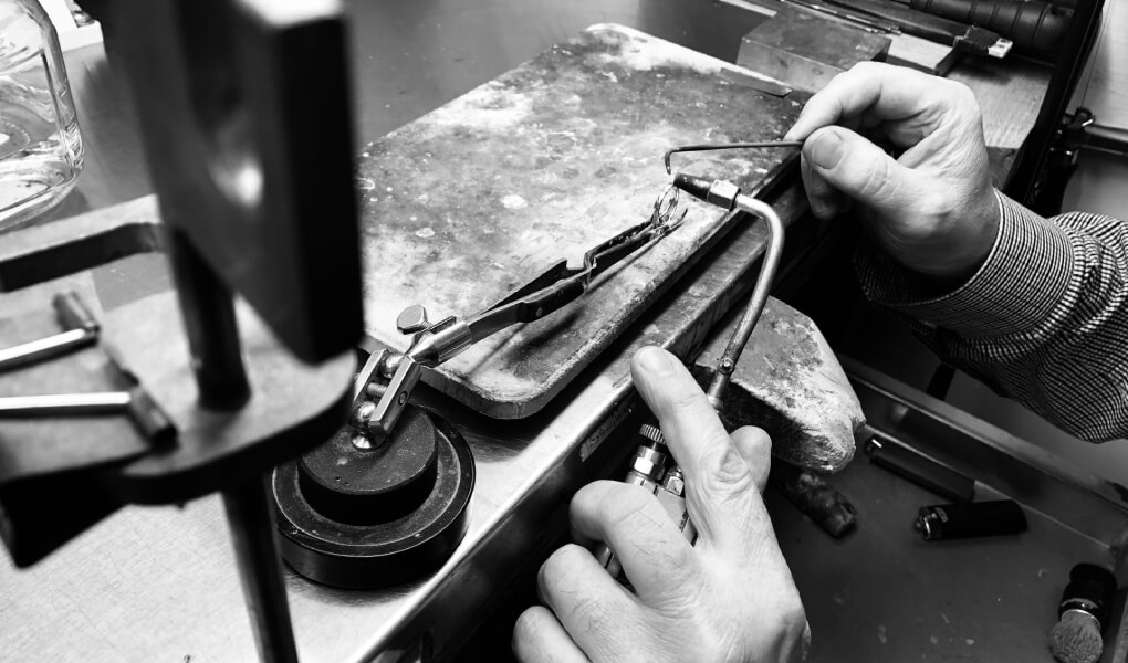 services custom