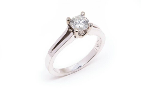 14kt White Gold Engagement Ring