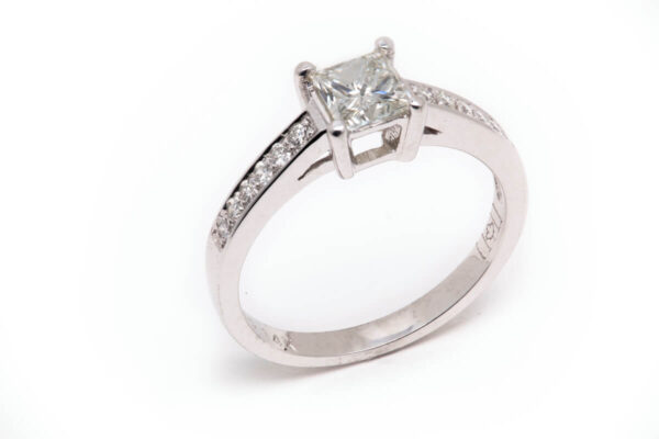 14kt White Gold Engagement Ring
