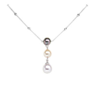 14kt White gold necklace with one off round South Sea cultured pearl